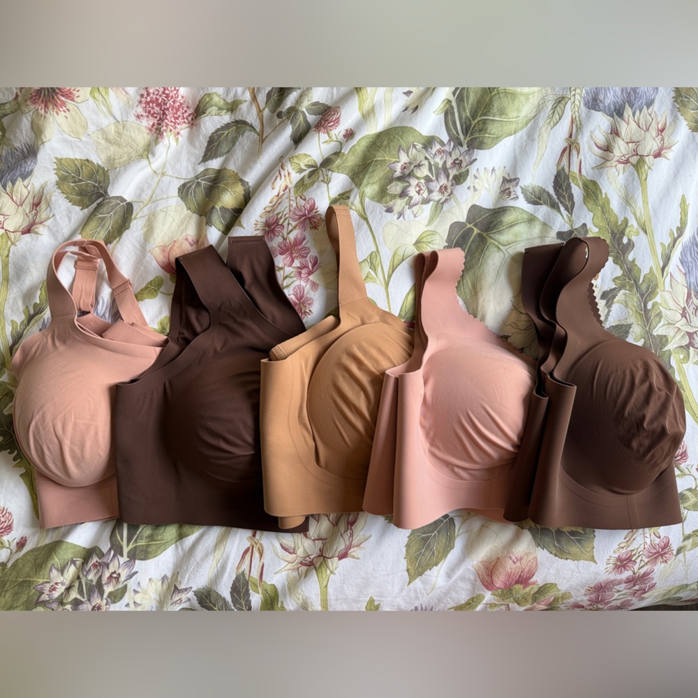 5 x Evelyn & Bobbie bras size 2XL